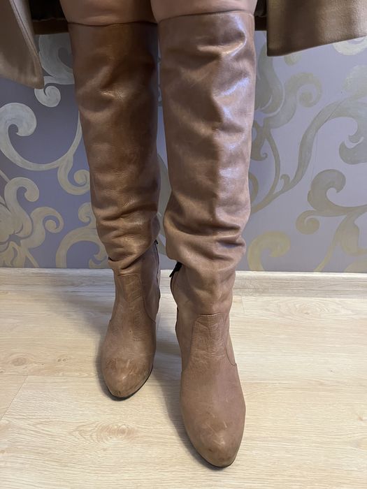 Осінні чоботи, Іспанія