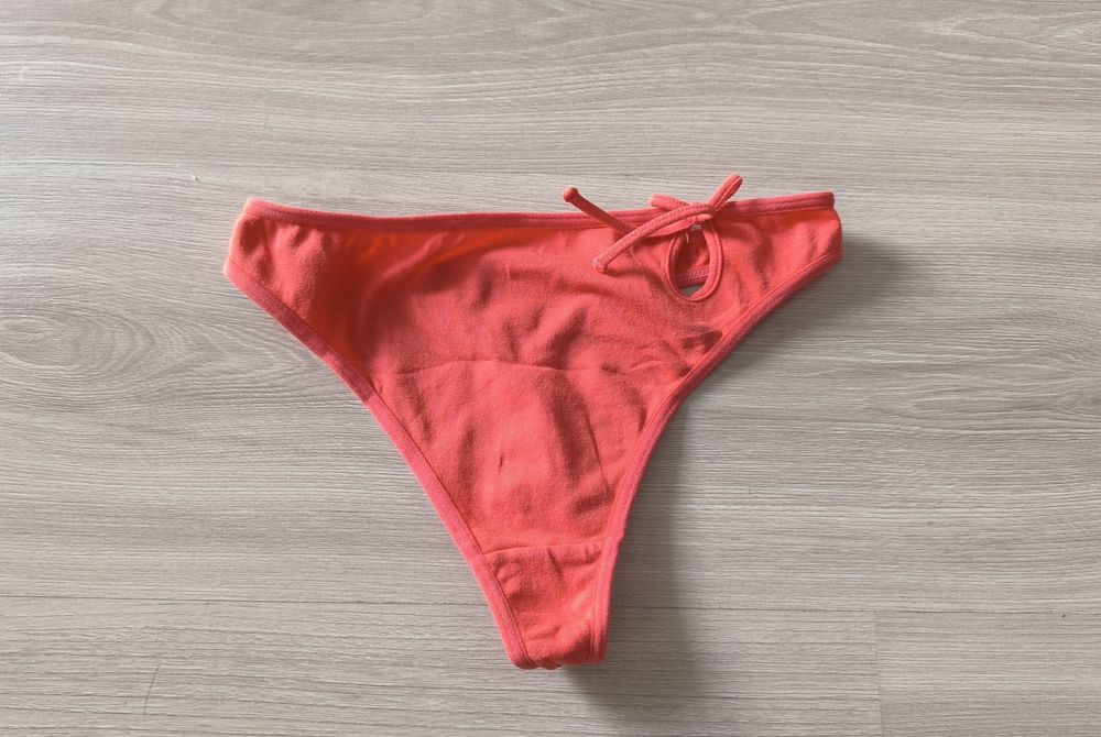 Koralowe bawełniane stringi Atlantic XS