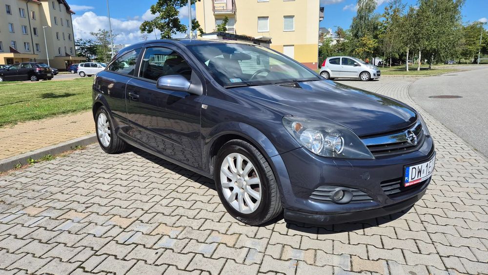Opel Astra Astra GTC 2006r 1.6 16v