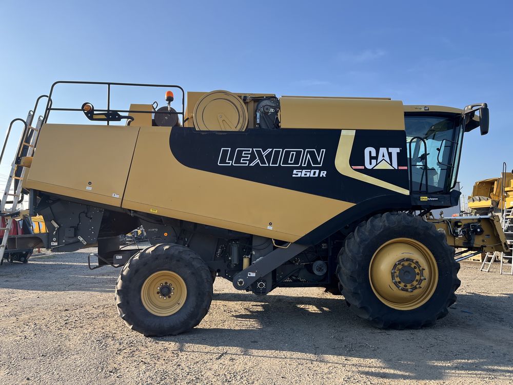 Комбайн CAT Lexion 560R з США