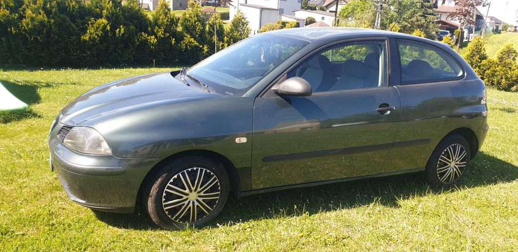 Seat Ibiza 1.2 rok 2002