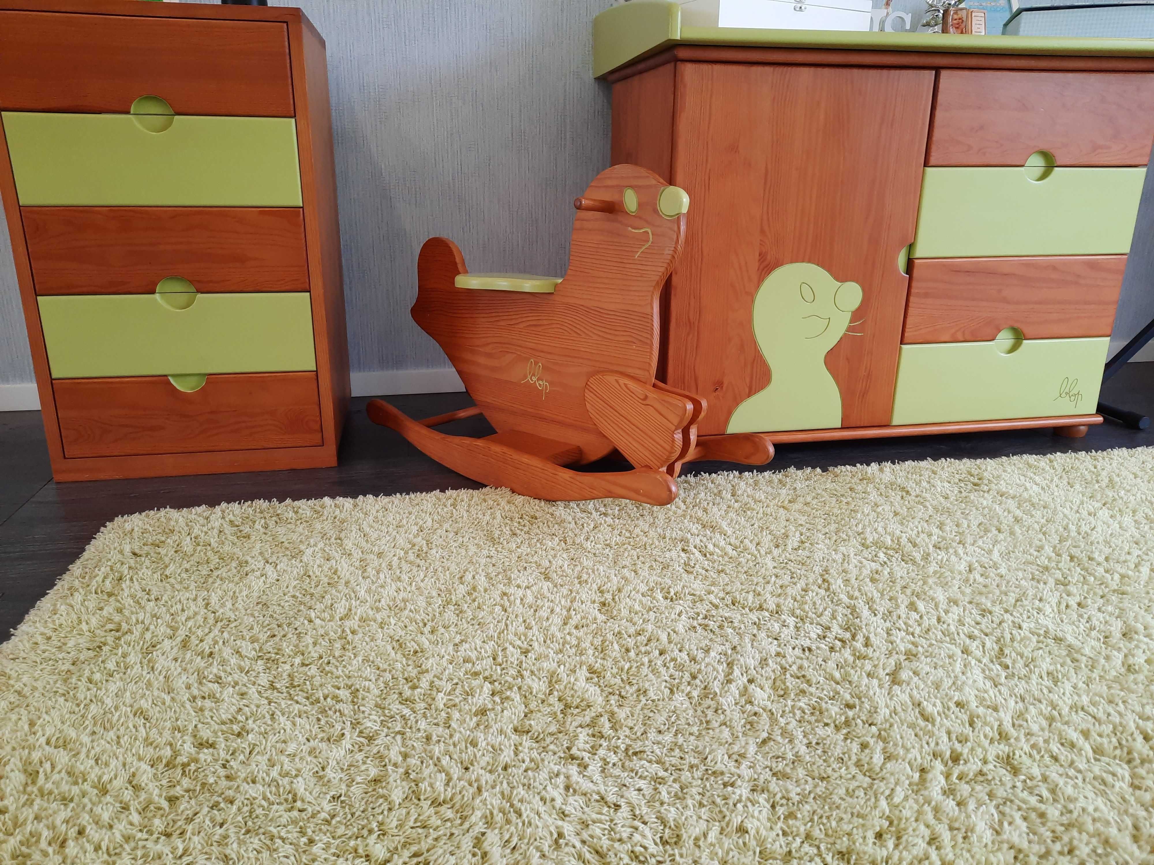Quarto de criança em madeira maciça