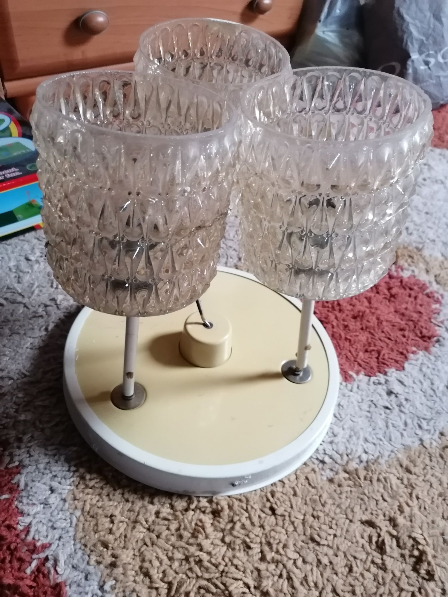Żyrandol do pokoju 3x60W