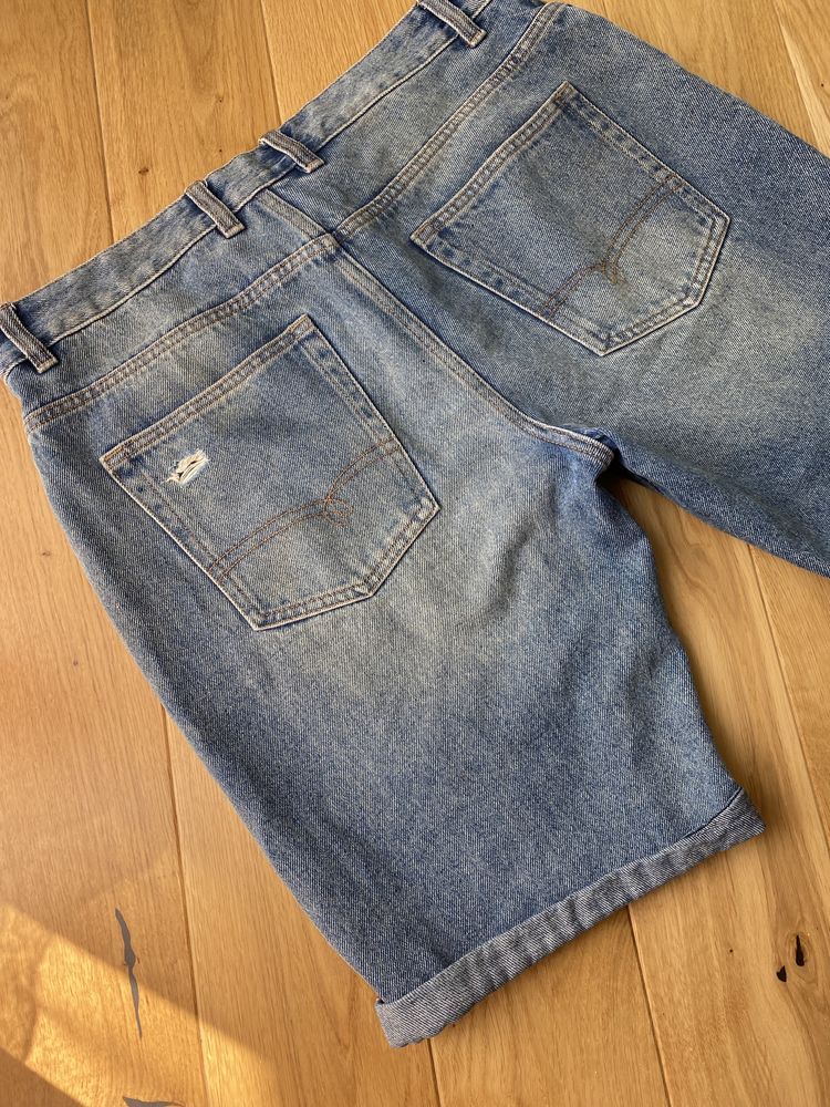 Spodenki jeansowe przecierane 34 L straight fit