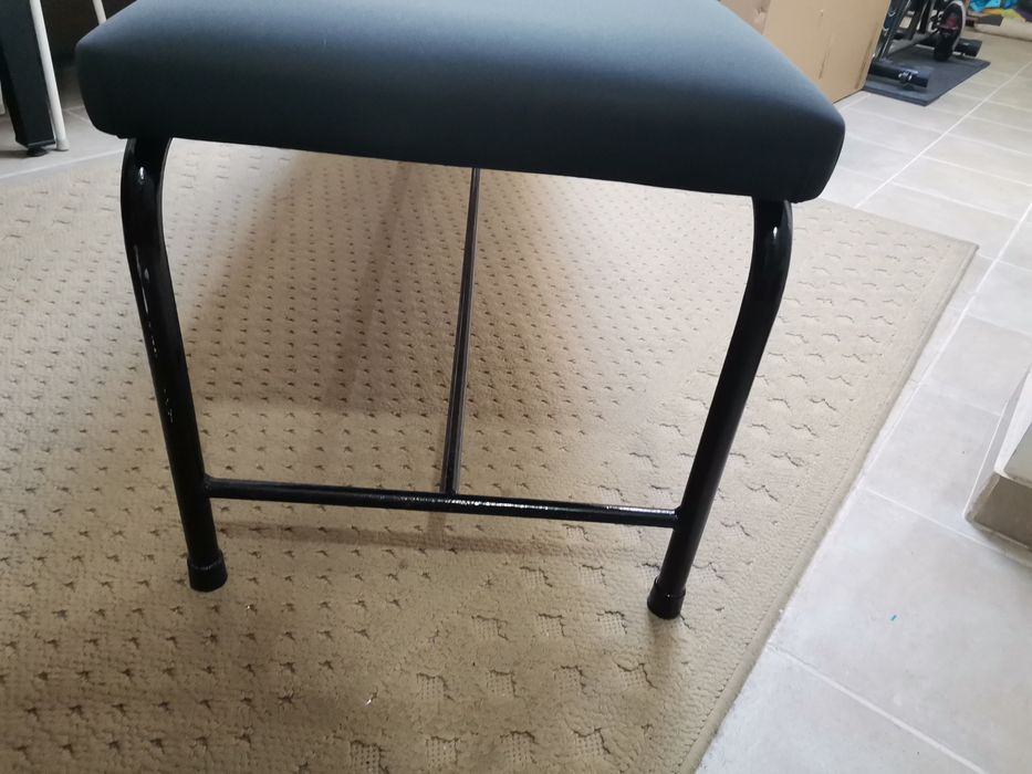 Marquesa Preta Reclinável
