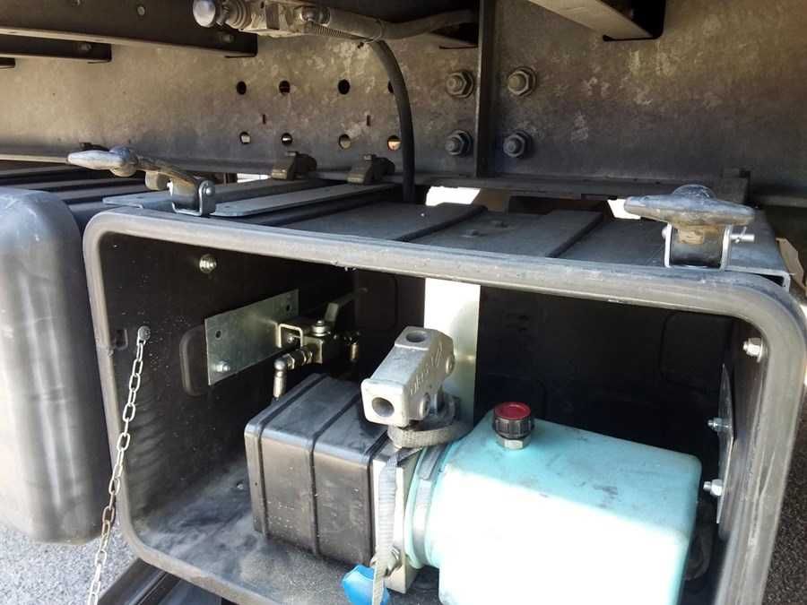 SEMI REBOQUE 18T – TETO ELEVÁVEL