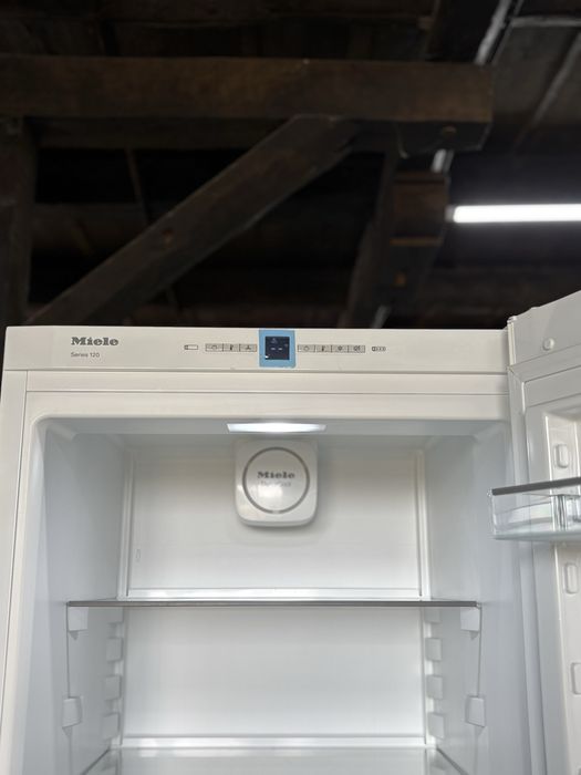 Холодильник Miele KFN 29162 D ws, 2 м висота, клас А++, Led