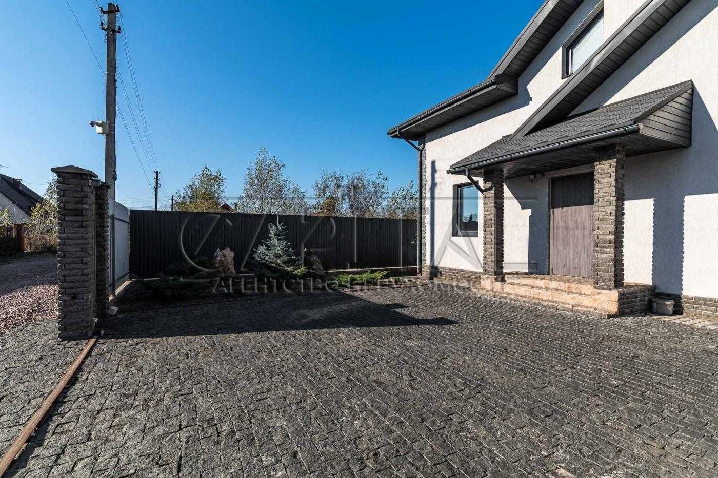 Продажа 2-этажного дома в Иванковичах, Васильковский район.