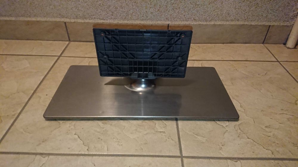 Telewizor LCD LG 42LB650V noga podstawa + śrubki