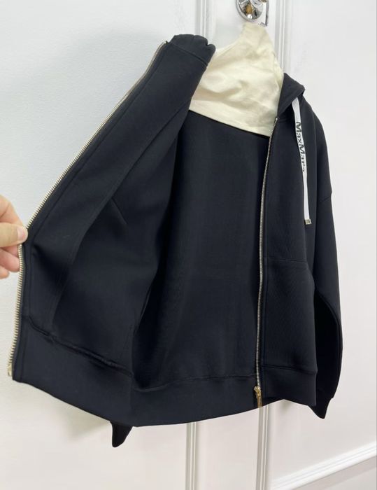 Костюм Max Mara