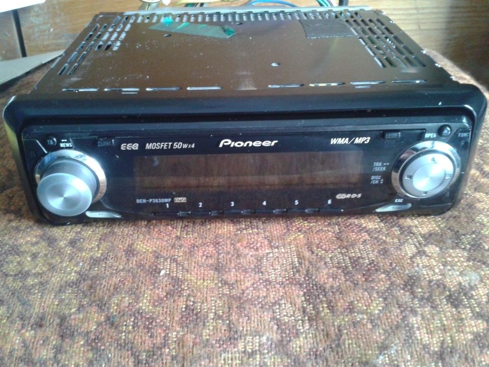 Автомагнитола Pioneer DEH-P3630MP AUX