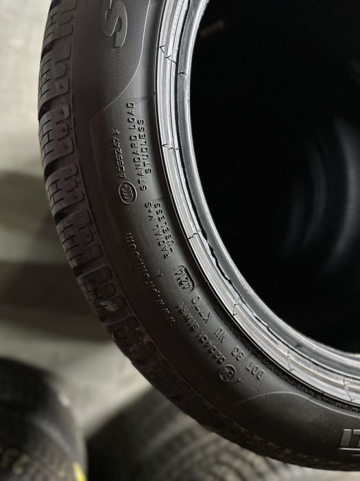 Шини нові 225/50R17 Pirelli Sottozero2 210 RFT ранфлет