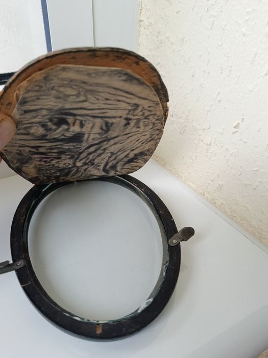 Stara ramka na zdjęcie eliptyczna jajo z szybką ze szkła retro