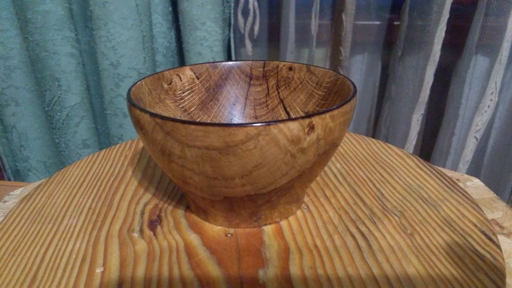 Дерев'яний посуд ручної роботи