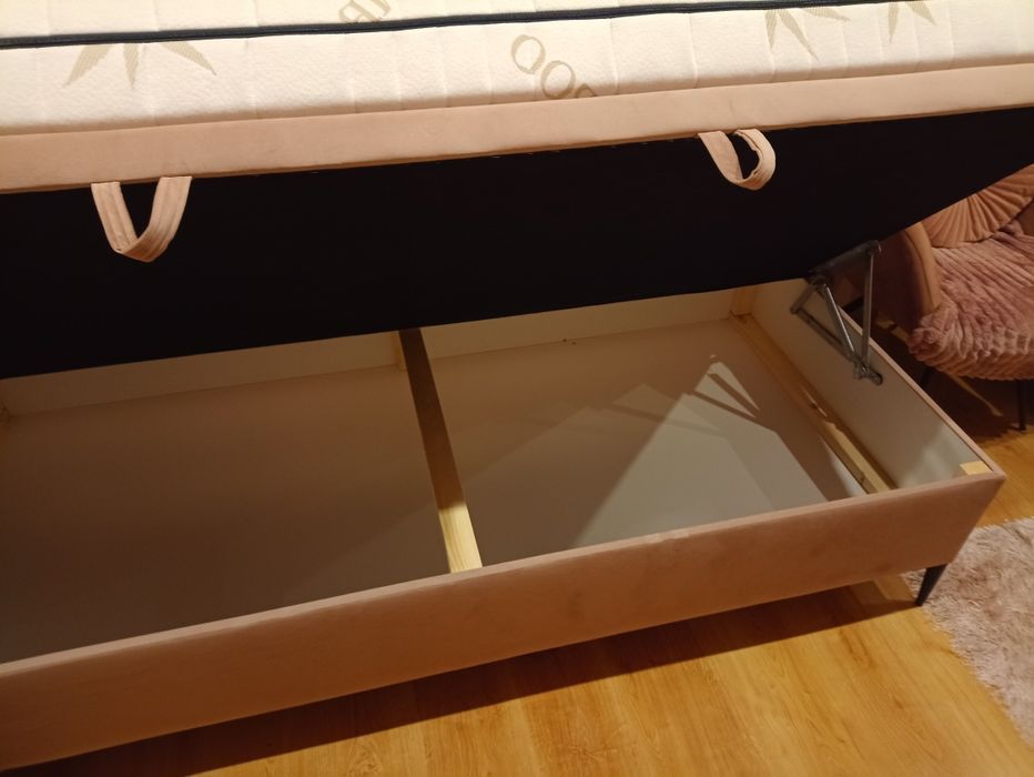 Łóżko pojedyncze 90x200 kontynentalne, różowe, welurowe