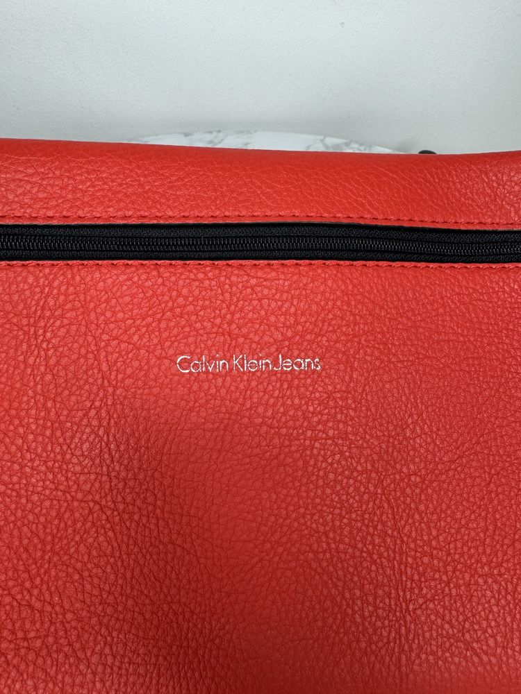 Saszetka Kosmetyczka Calvin Klein Jeans Do Torebki Damska Czerwona