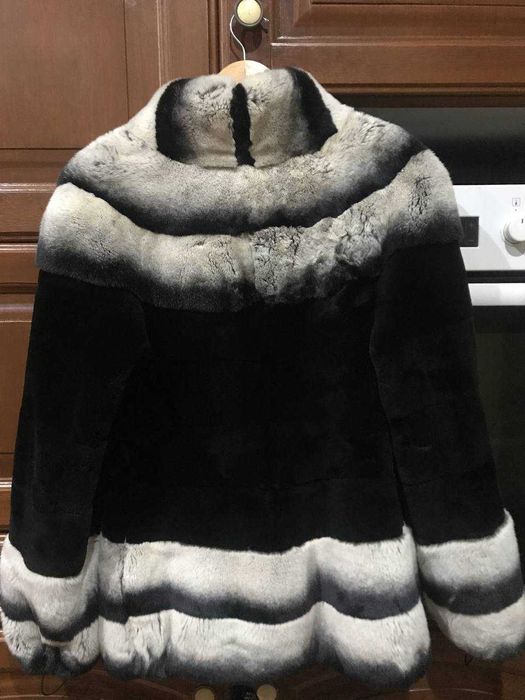 продам полушубок натуральний