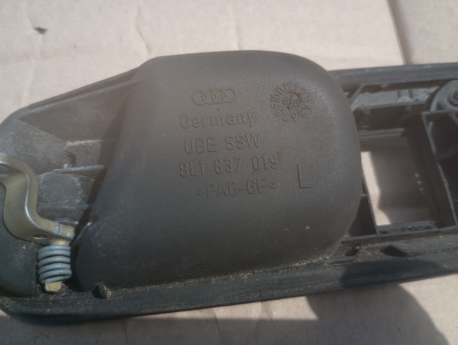 Audi a3 8 l klamka wewnętrzna lewa lewy przód 8L1.837.019.