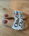 Nowe klapki Chloe