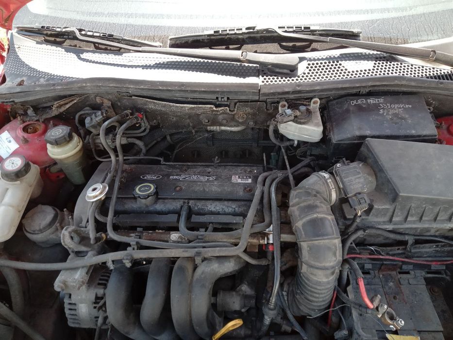 Розборка Ford Focus 1 універсал 1.6 бензин Форд Фокус по запчастинам