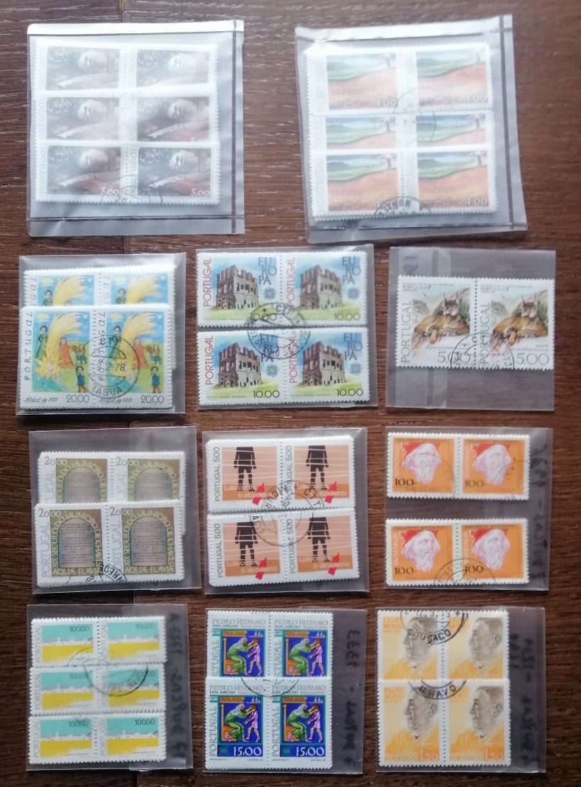 Lote de diversas duplas de selos