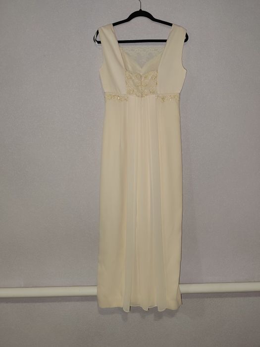 Вишукана святкова сукня