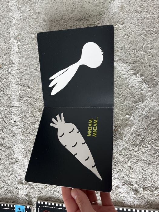 6 książeczek kontrastowych