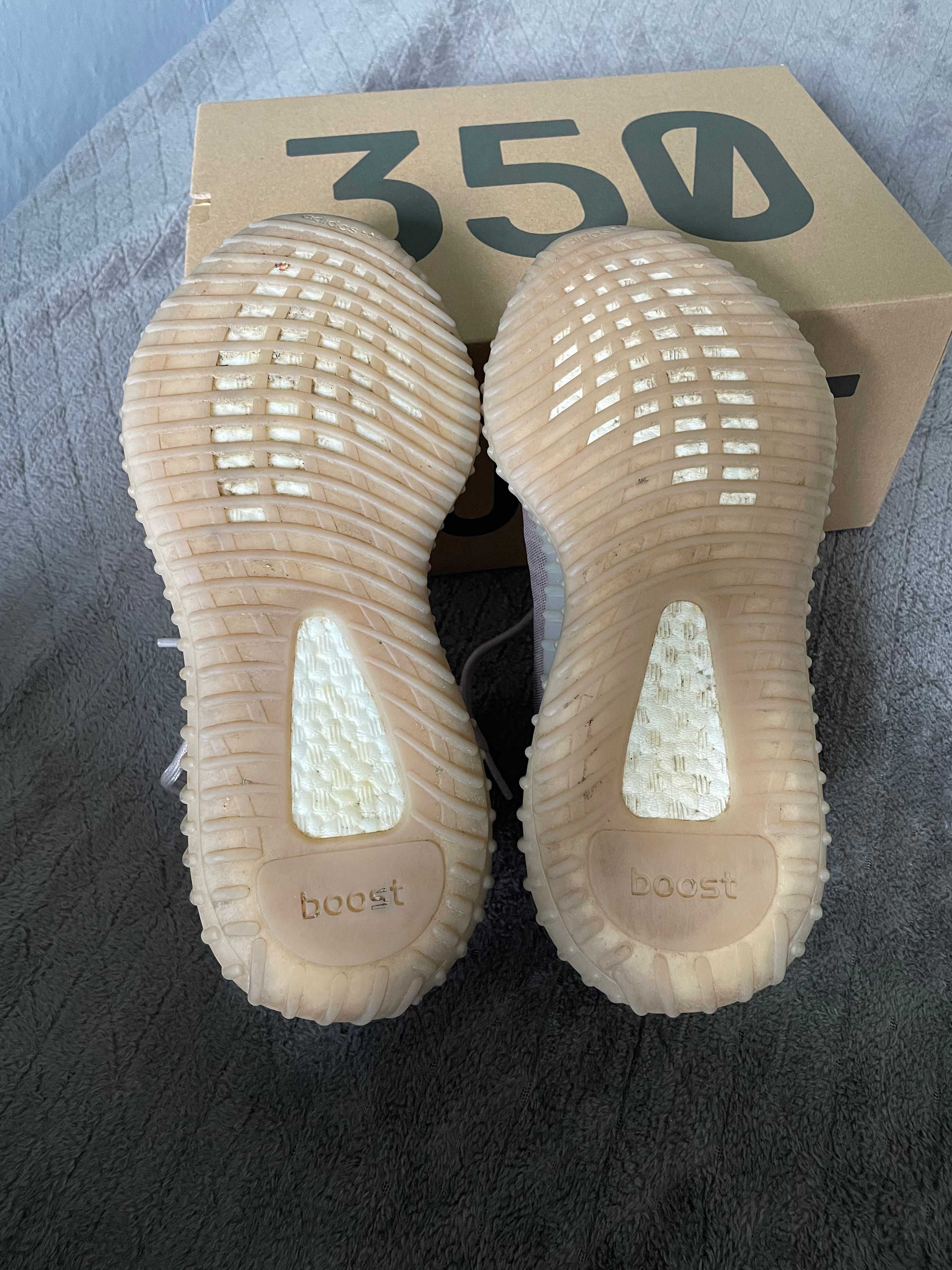 yeezy 350v2 mono mist