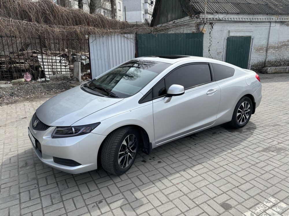 Honda civic coupe 2013