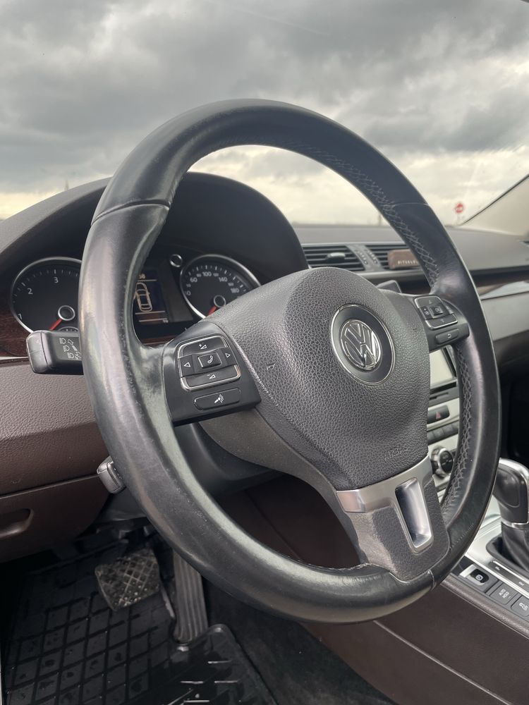 Volkswagen passat b7 2011