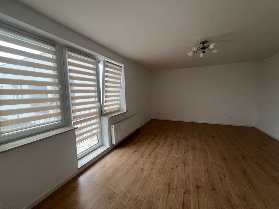 Sprzedam 2-pok mieszkanie Piaseczno ul.Strusia