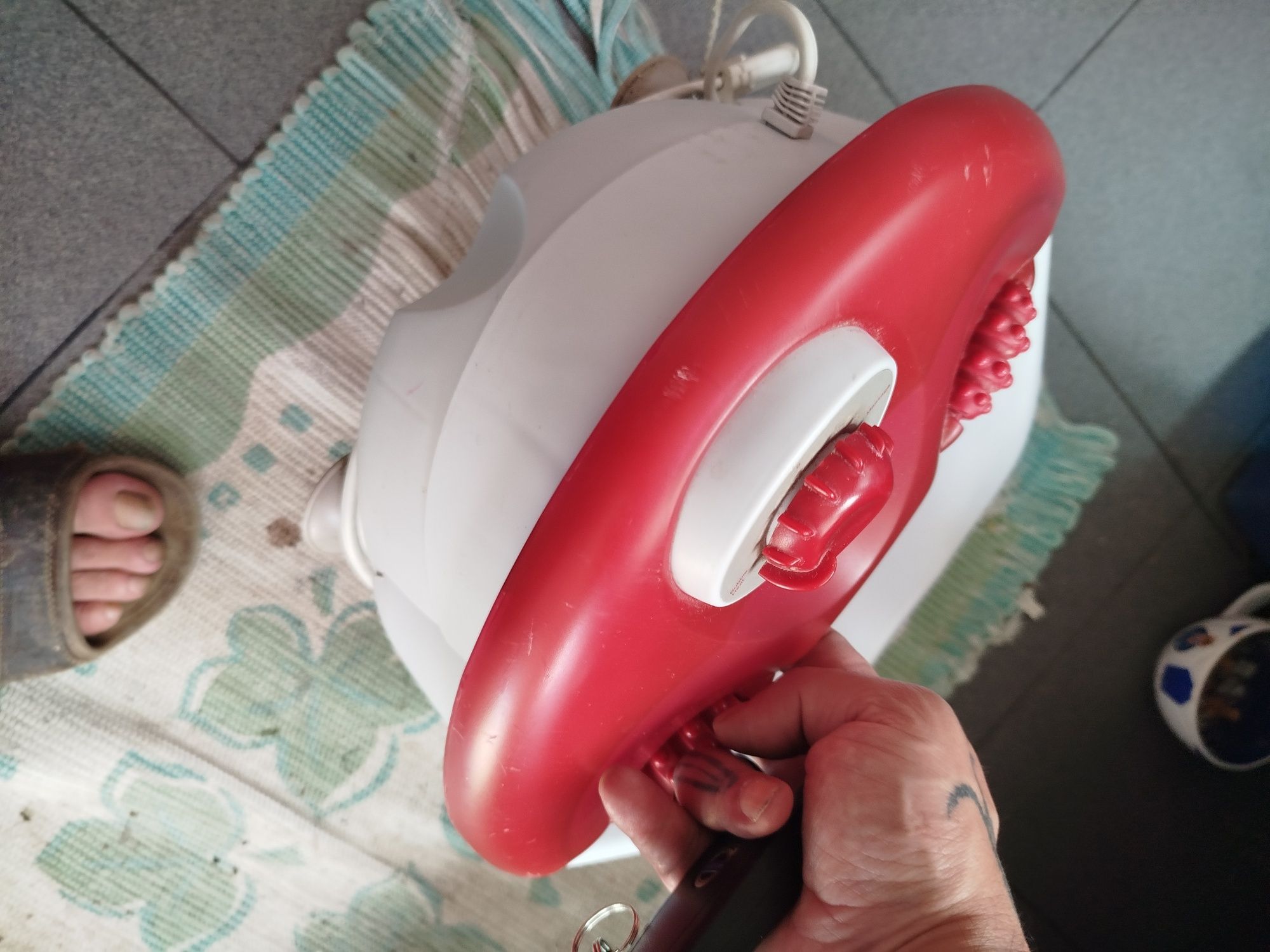 Bacia para Massagem e limpeza de pés