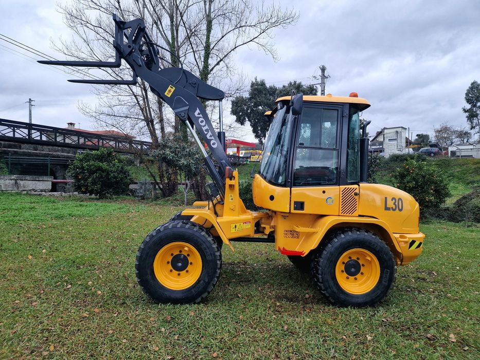 Pá carregadora volvo