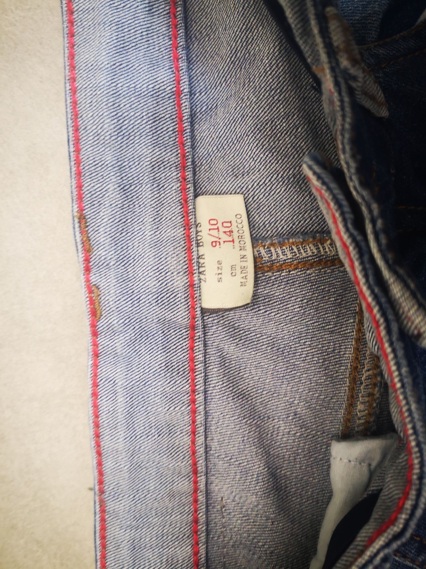 Spodnie jeansowe Zara na 140