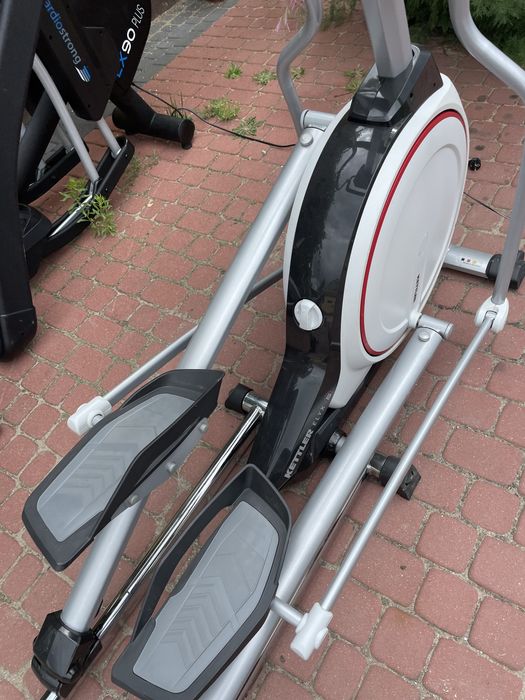 Orbitrek przednio napedowy KETTLER elyx 5 tylko 41 godzin przebiegu