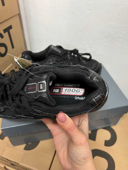 Кросівки New balance 1906D чорні шкіряні | кросовки New balance черные