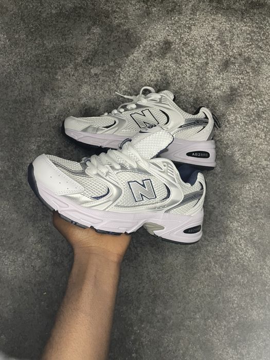 New balance 530 -Tamanhos 37, 38, 39 e 40 disponíveis.