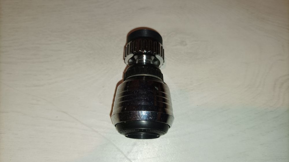 Аэратор насадка на кран экономитель воды.