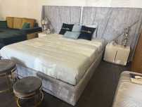 Cama estofada nova
