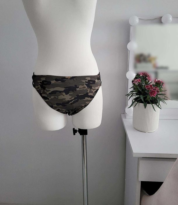 Majtki od bikini pełne strój kąpielowy moro M 38 Censored nowe