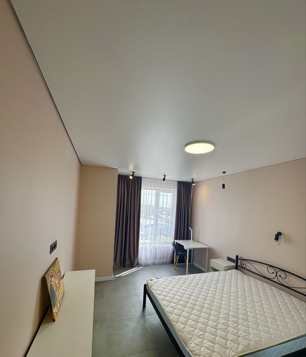 Здається 2 кімнатна в новобудові ЖК Гранд Сіті Домбровский.