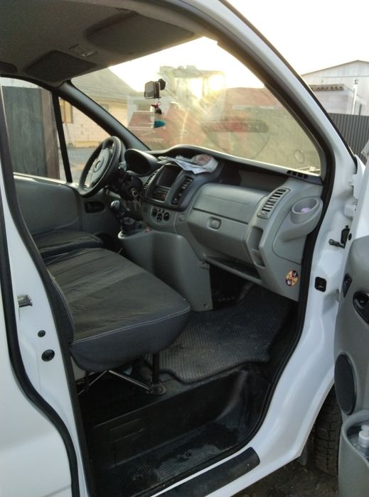 Опель віваро 2010р