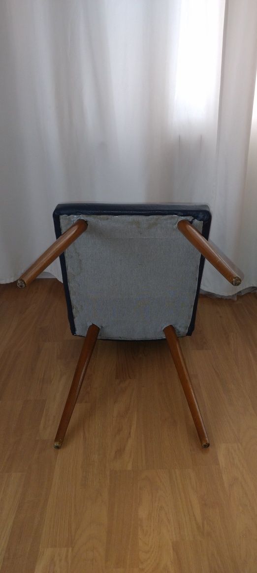 Krzesło do salonu Ekoskóra