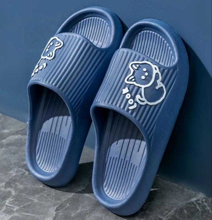 Шльопанці жіночі з піни на товстій підошві eva .