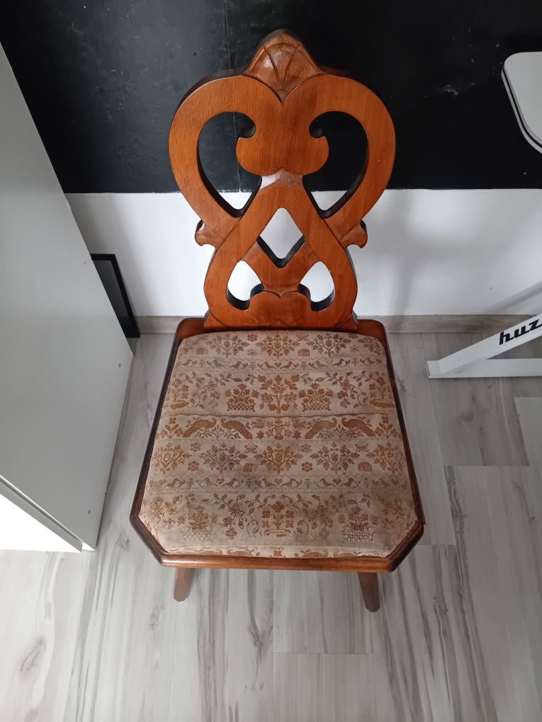 Krzesło Alzacja orzech zydel