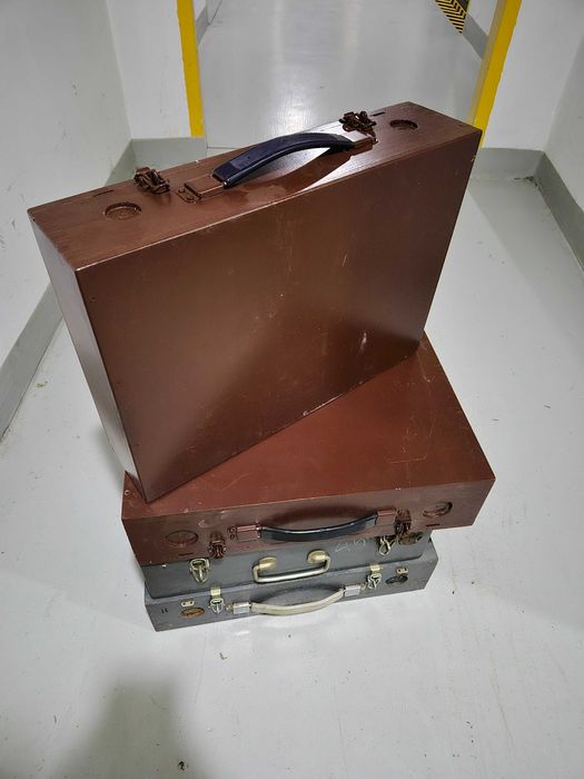 Drewniane skrzynie wojskowe PRL