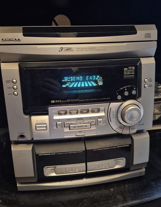 Wieża Daewoo radio kasety 3 CD rewolwer + 2 kolumny