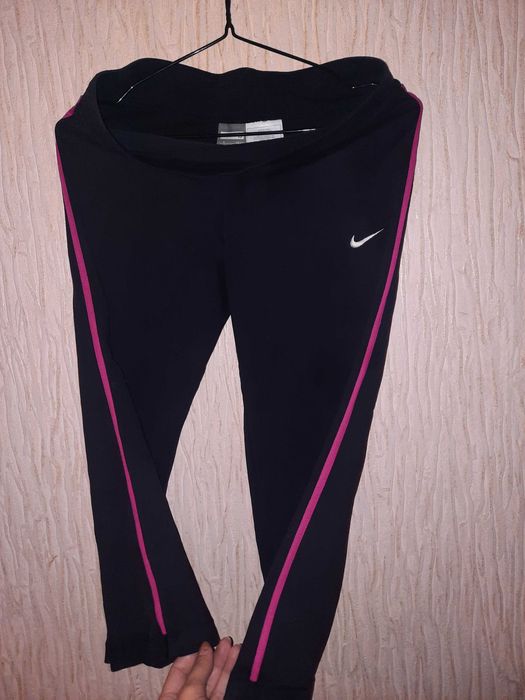 Капрі Nike оригинал розміром s, можна на М