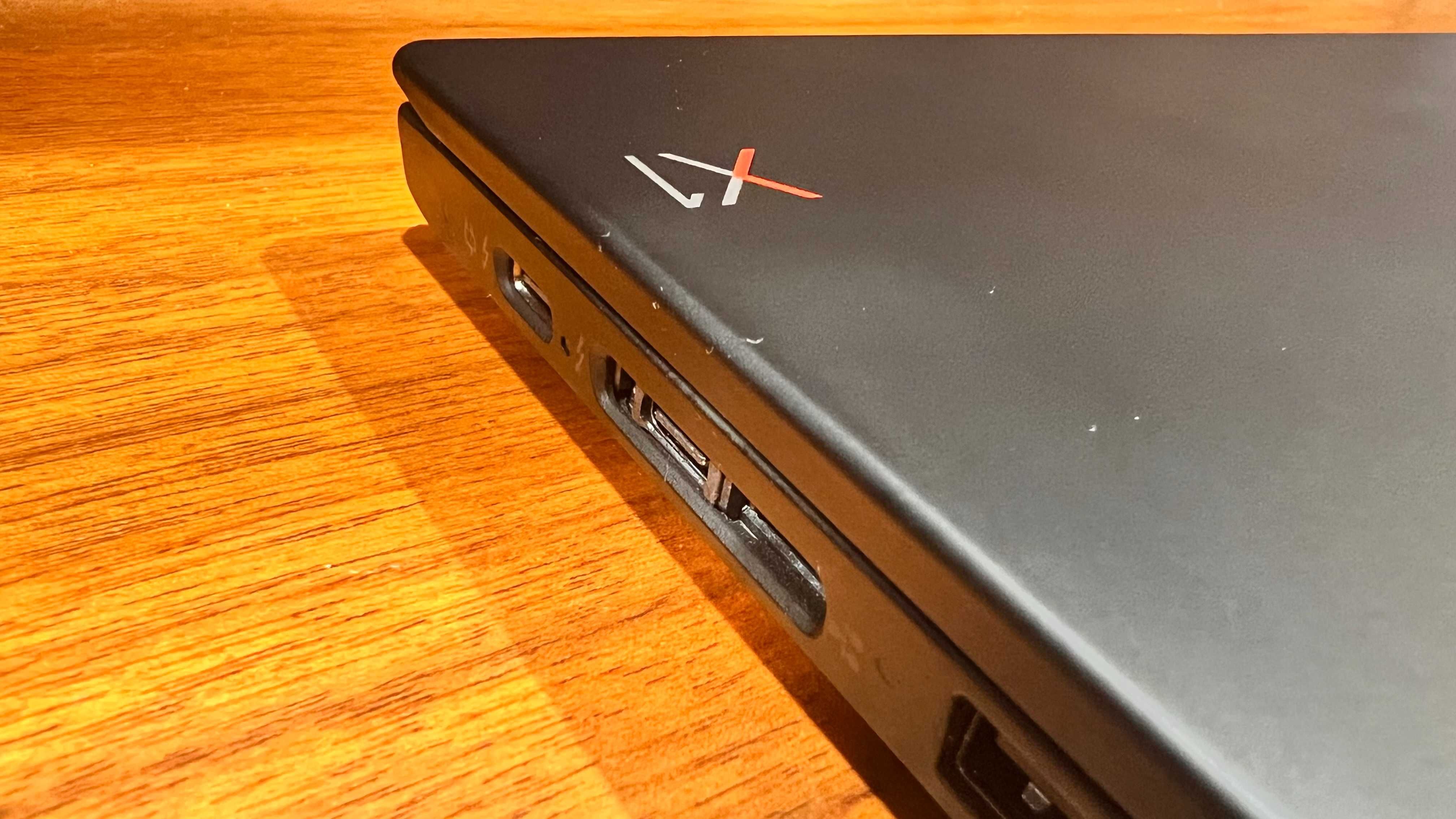 Laptop Lenovo Carbon X1 6th 14 " Intel Core i7 16 GB RAM / 1TB + Dock