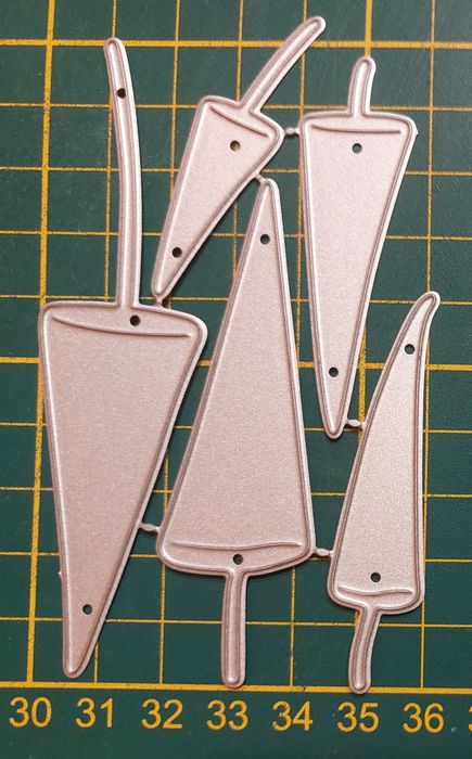 1786. Wykrojniki choinki święta zima scrapbooking